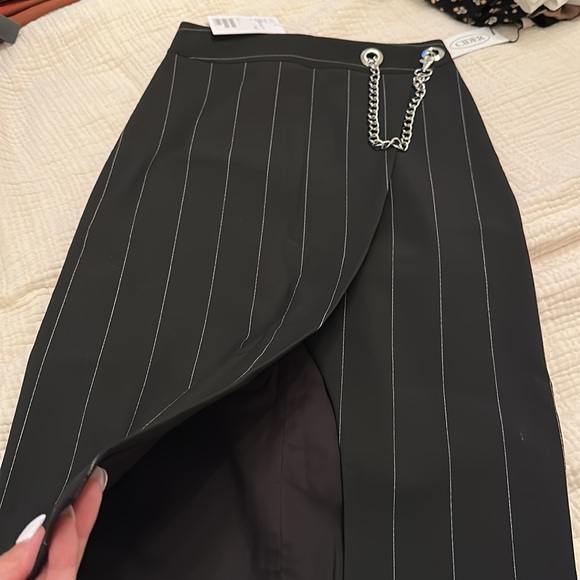 & OTHER STORIES Pinstripe Skirt with Chain - Picture 4 of 4